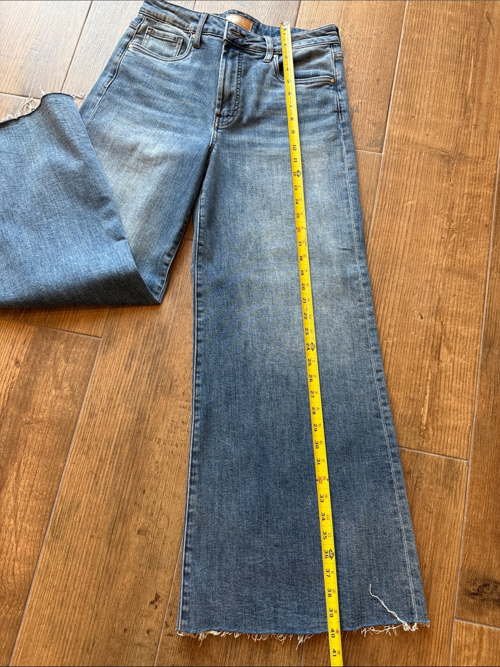 Kut from the Kloth Blue Wide Leg Flare Jeans - Picture 4 of 7